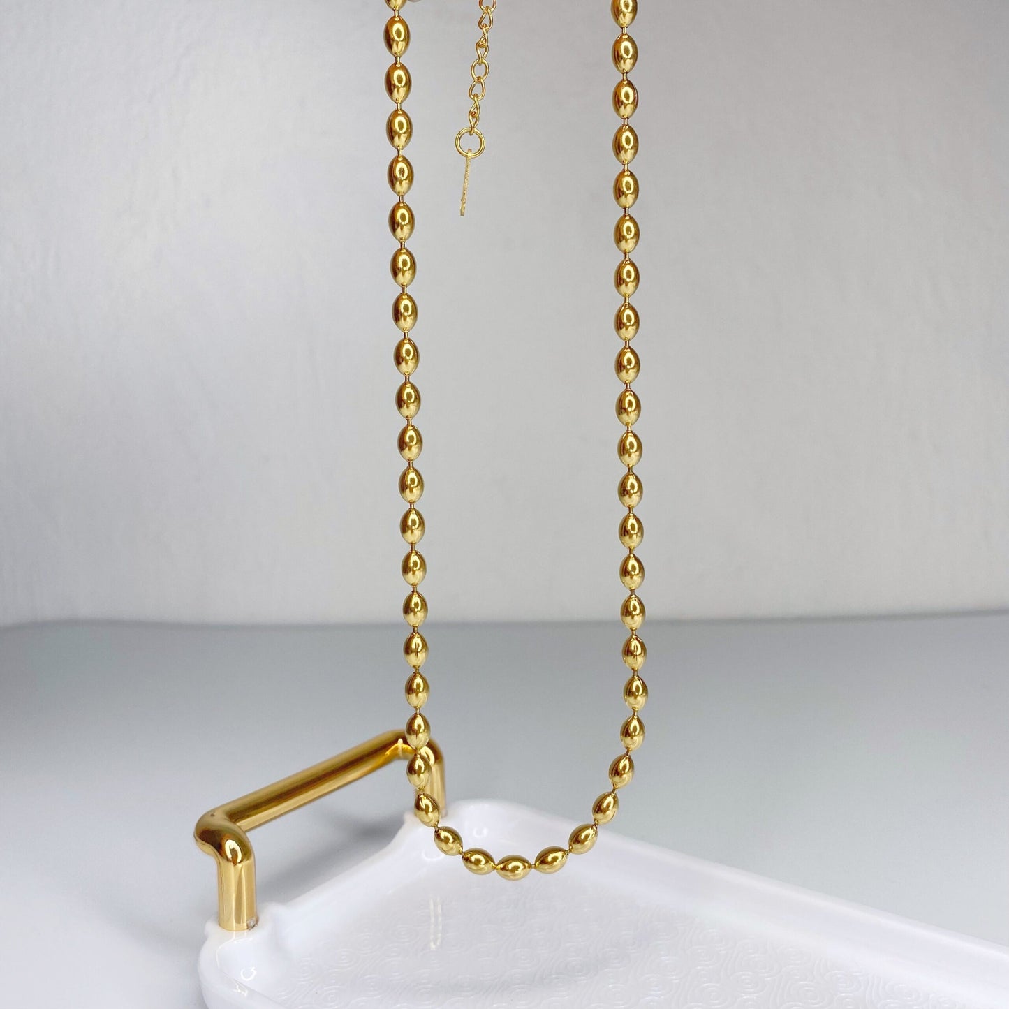 Cadena de bolas ovaladas
