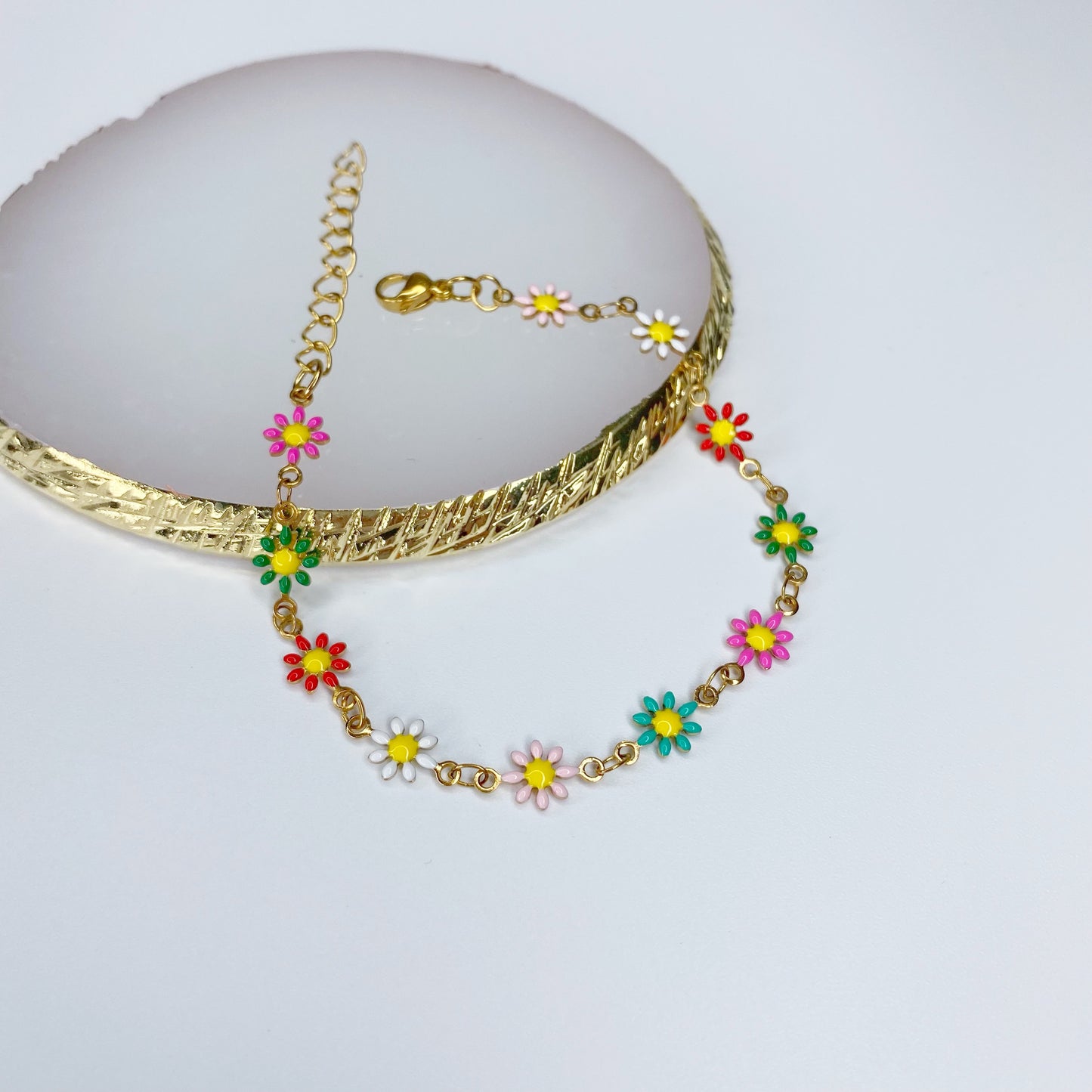 Pulsera de flores coloridas