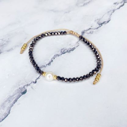 Pulsera de cristales con perla de rio