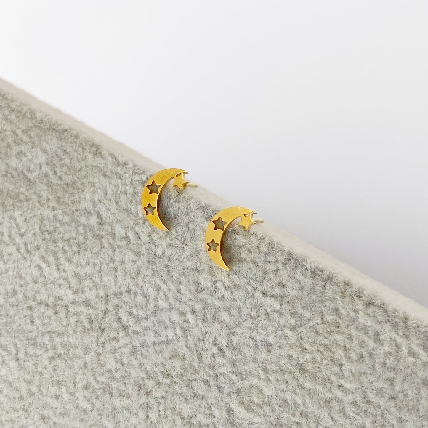 aretes (1208)