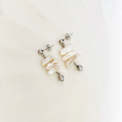 Aretes de perlas biwa