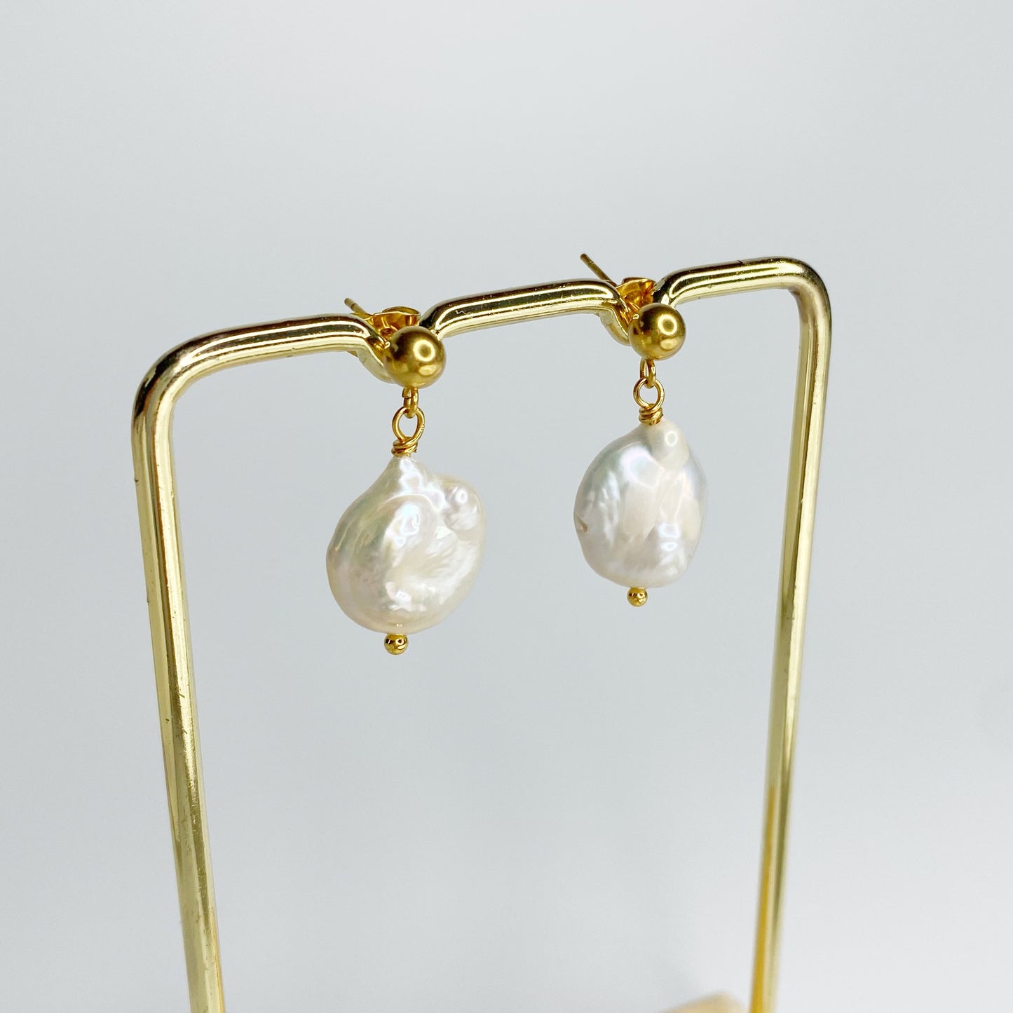 Aretes de gota de perla