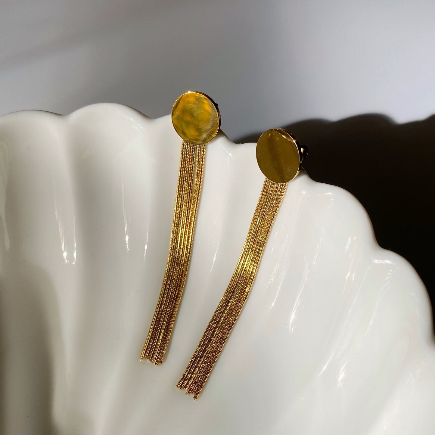 Aretes de cascada de cadenas