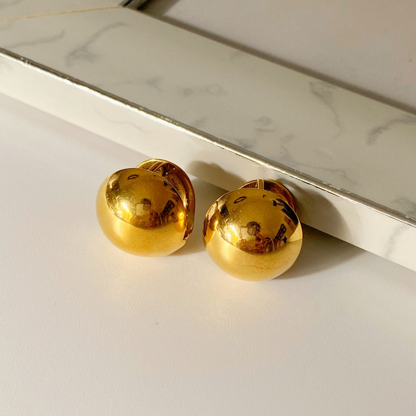Aretes de bolas