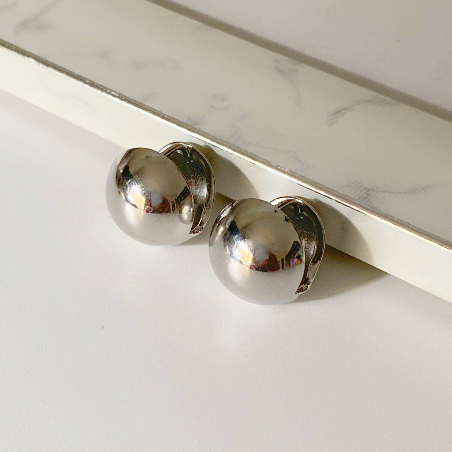 Aretes de bolas