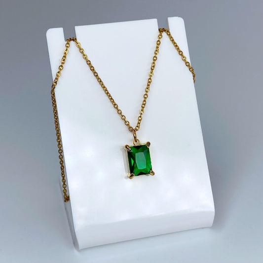 Cadena con zirconia rectangular esmeralda
