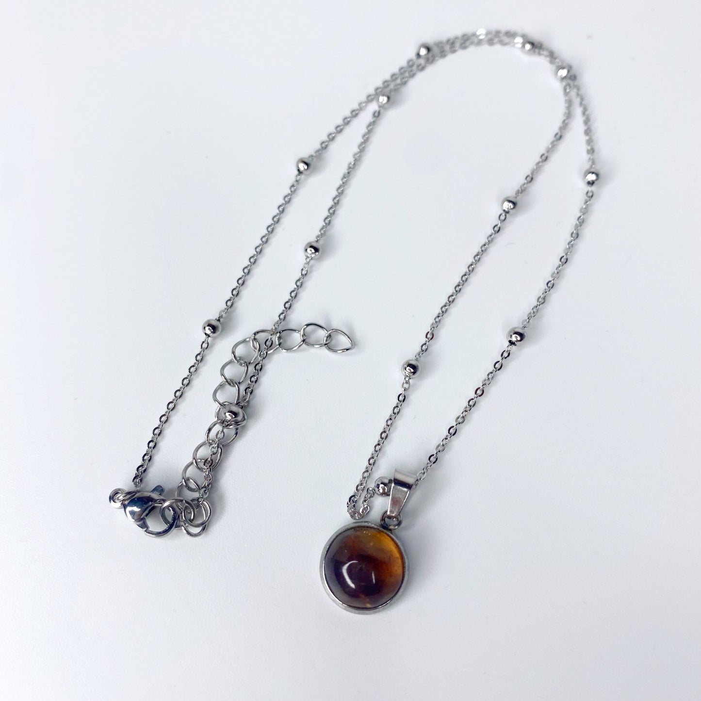 Cadena con ámbar