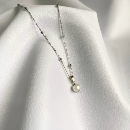 Cadena con perla de rio