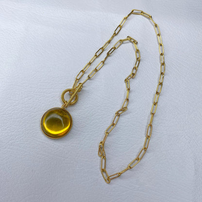 Cadena con ámbar