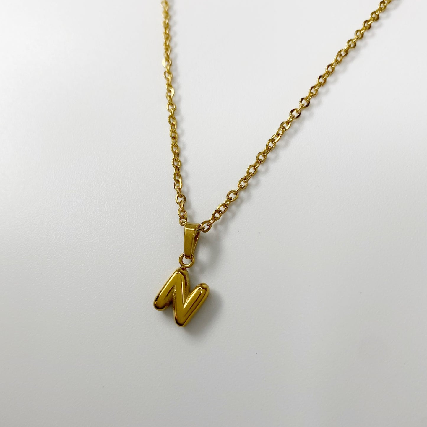 Cadena con letra burbuja