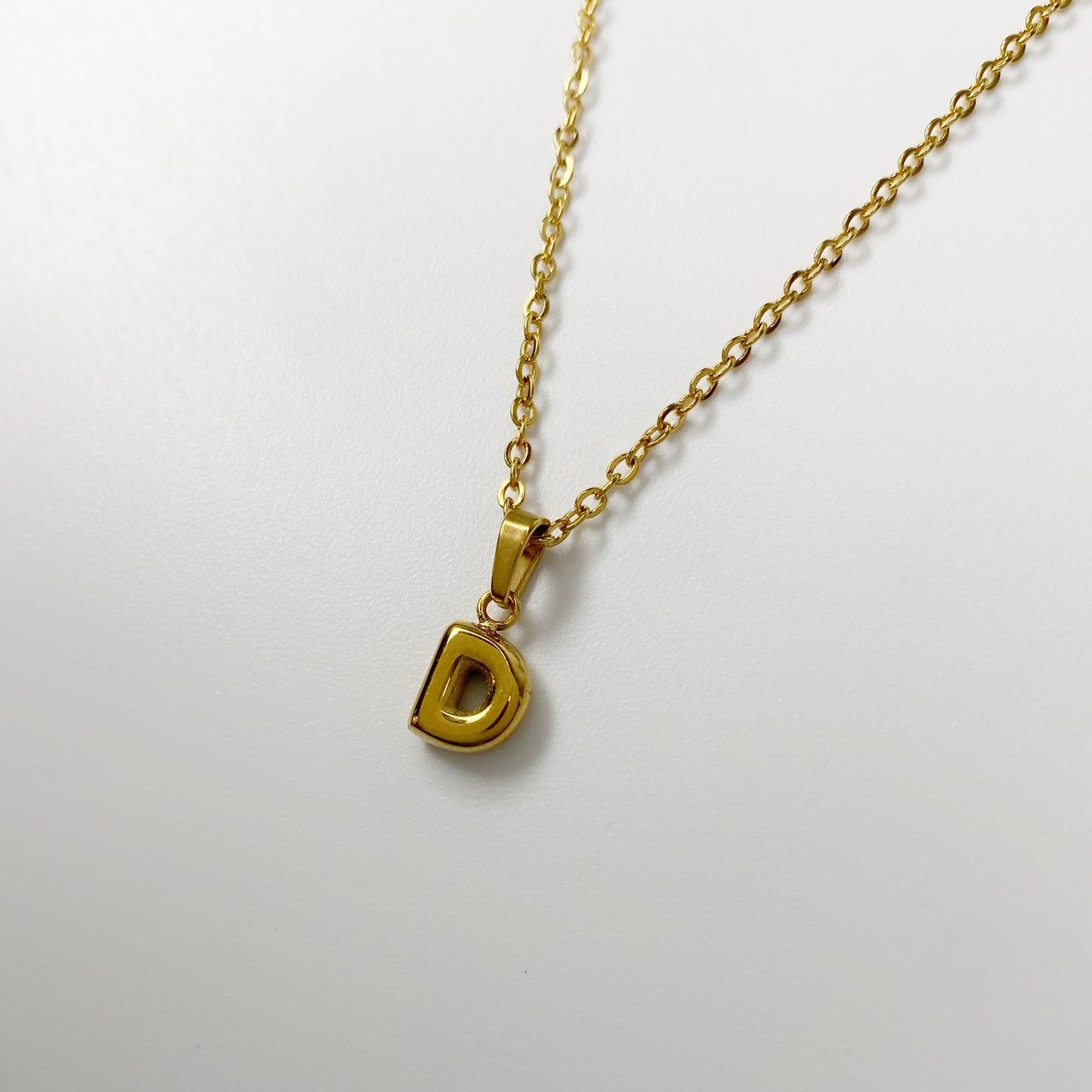 Cadena con letra burbuja