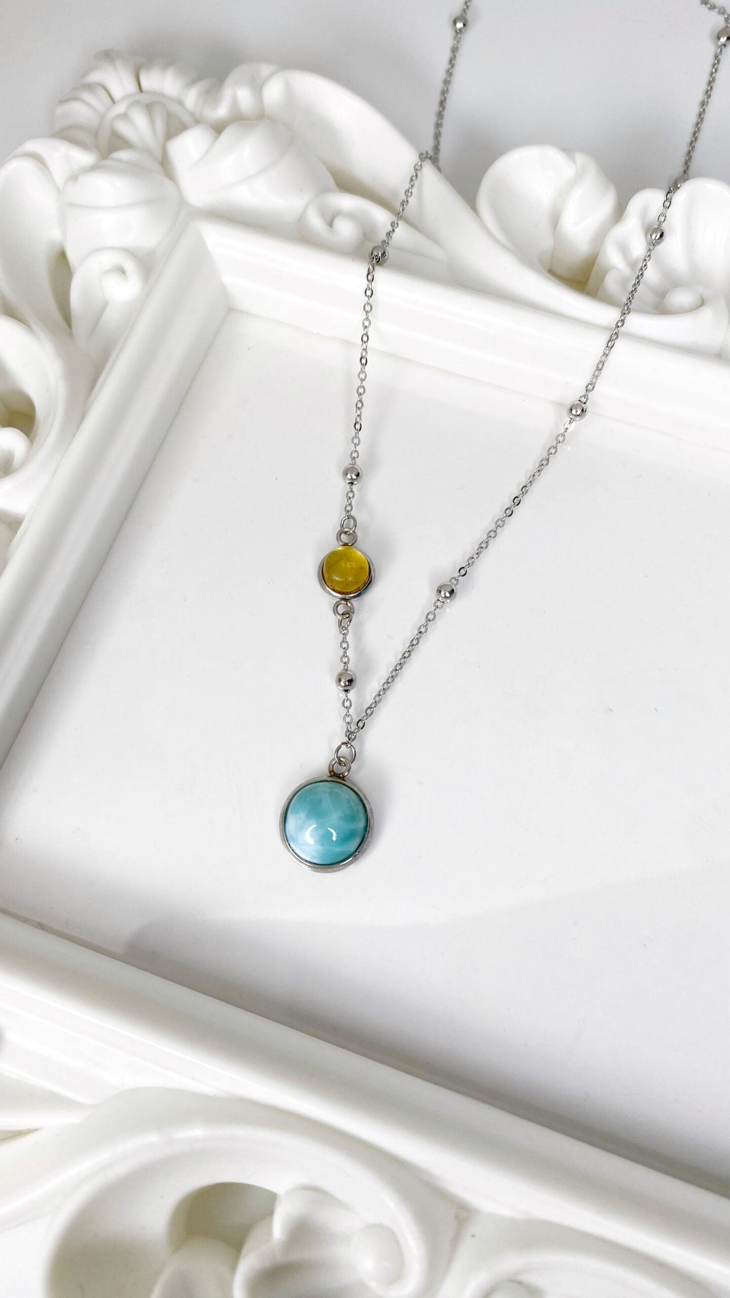 Cadena con ámbar y larimar