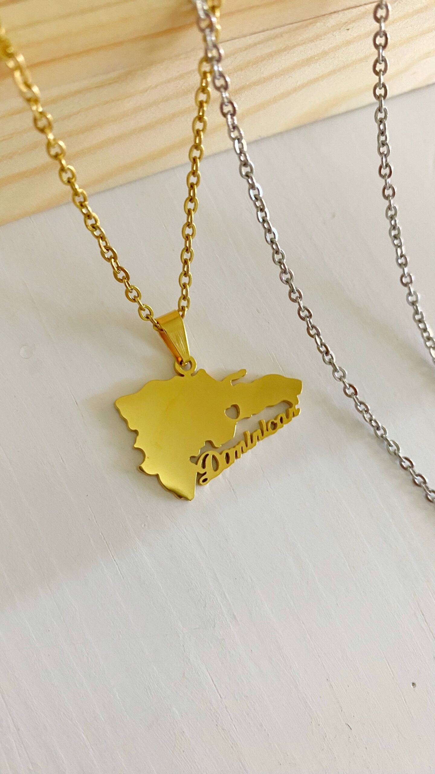 Cadena Dominican - República Dominicana con corazón
