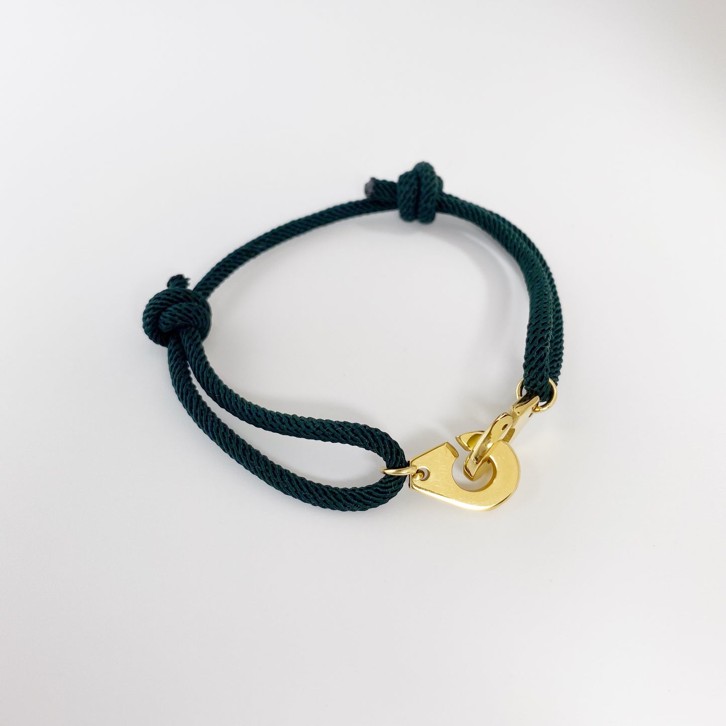 Pulsera de esposas con cordón