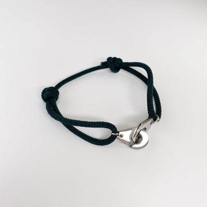 Pulsera de esposas con cordón