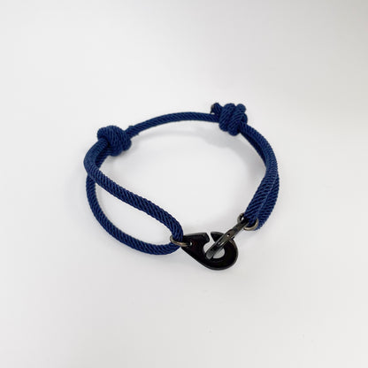 Pulsera de esposas con cordón