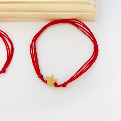 Pulsera de hilo con corona