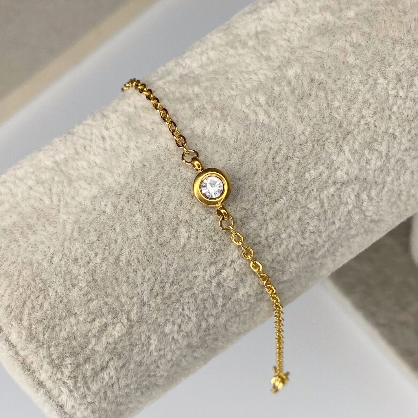 Pulsera con zirconia