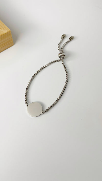 Pulsera con placa redonda personalizada