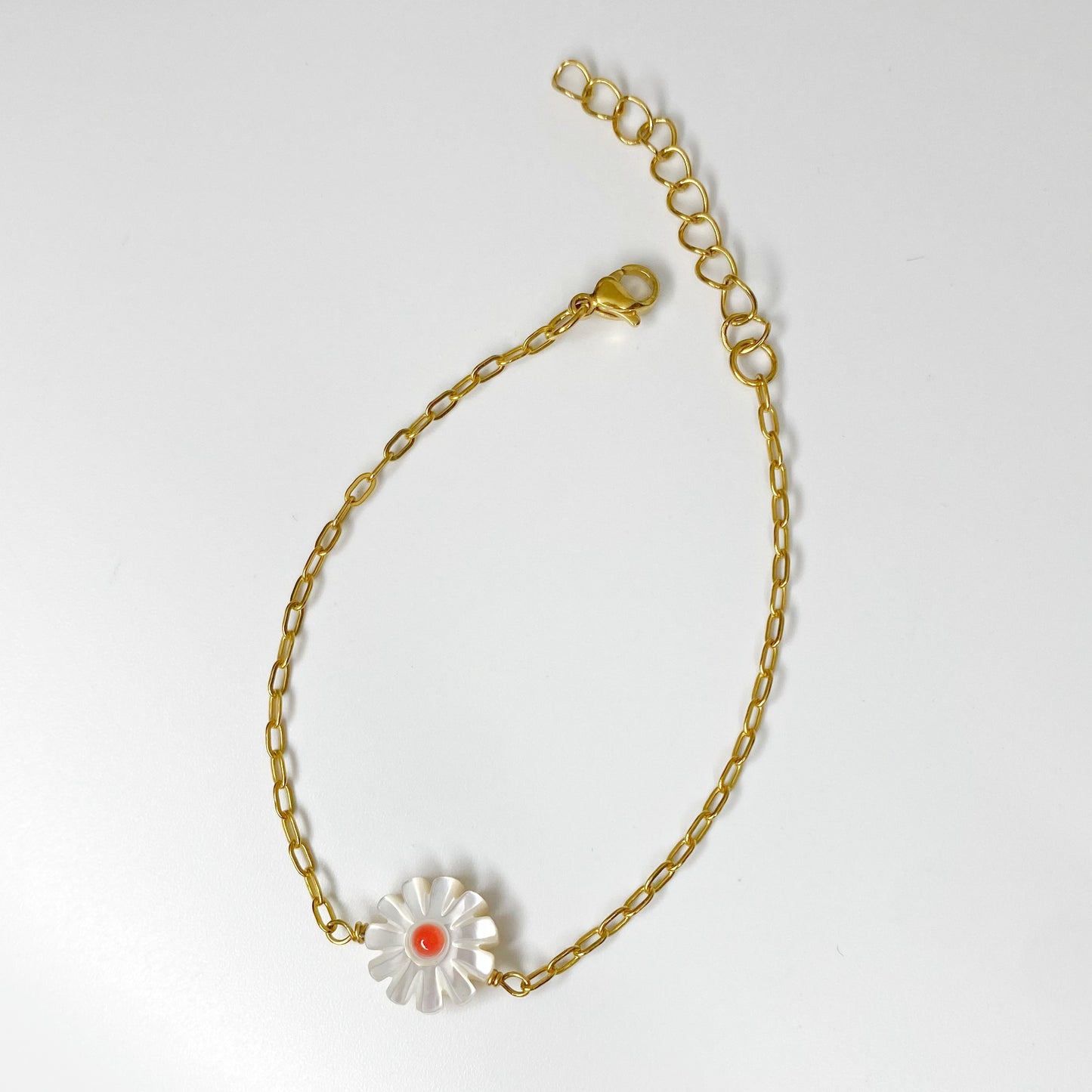 Pulsera de margarita de nácar
