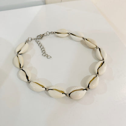 Tobillera de cowrie